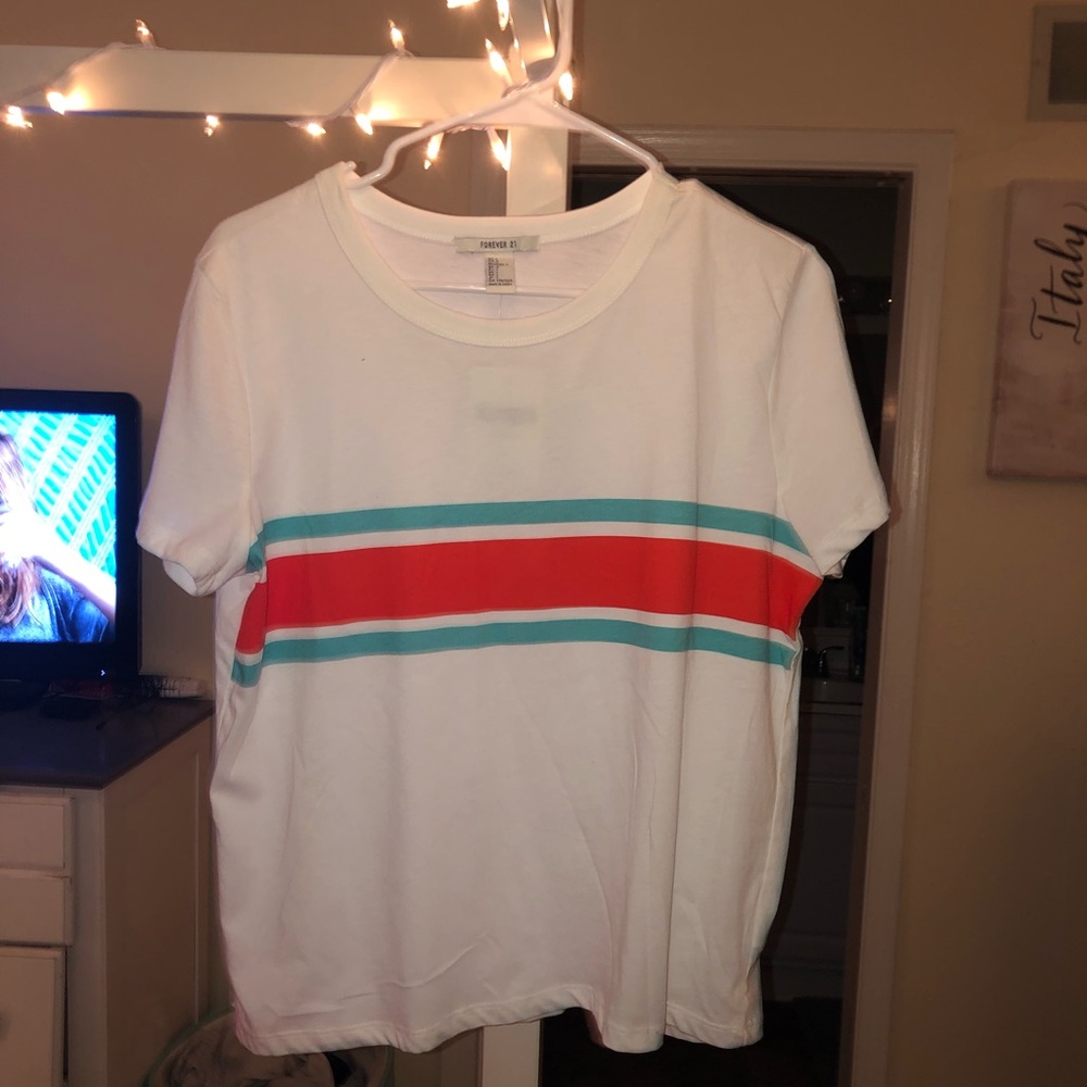 Forever 21 tee